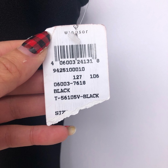 NWT Windsor Black Lace Stretchy Mini Dress - Picture 8 of 8